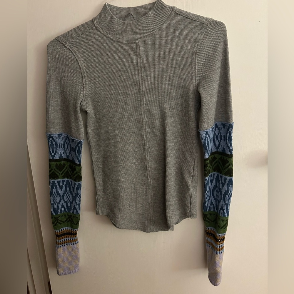 Never worn Free People top! Size small
